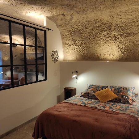 Gîte De La Rochère Noizay Buitenkant foto
